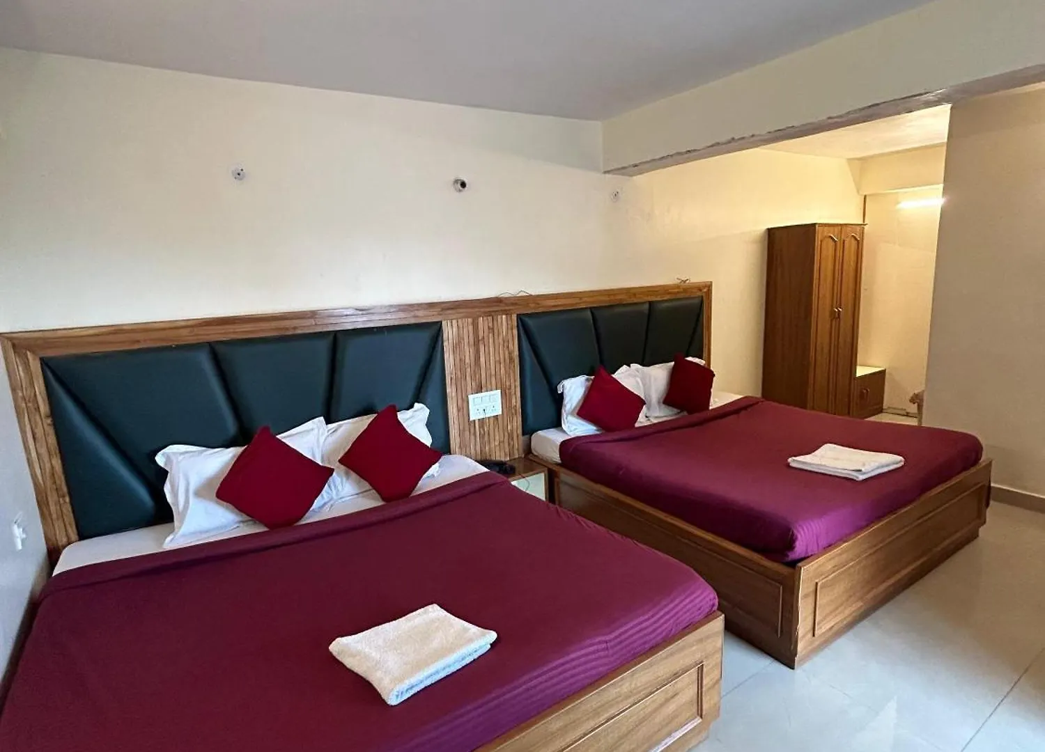 Hotel Hans Shimla