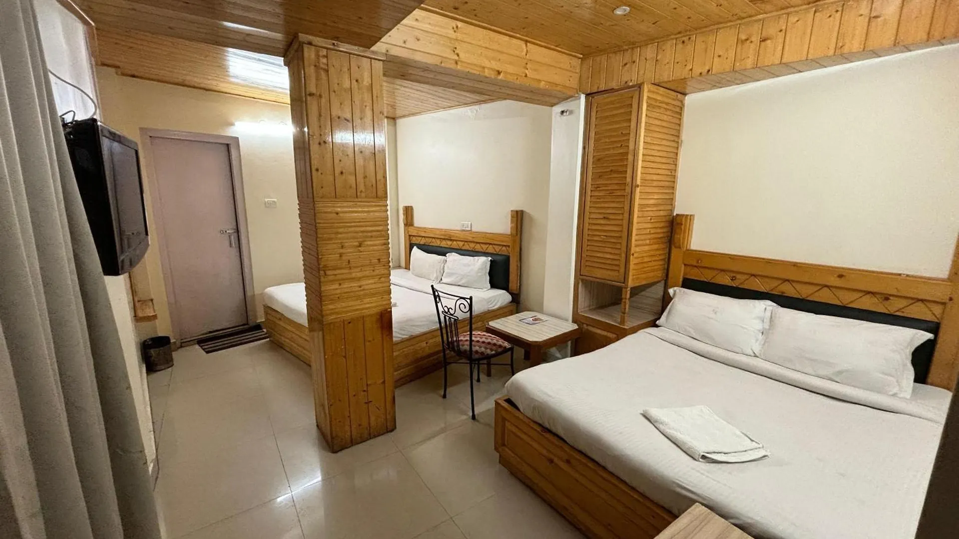 Hotel Hans Shimla India
